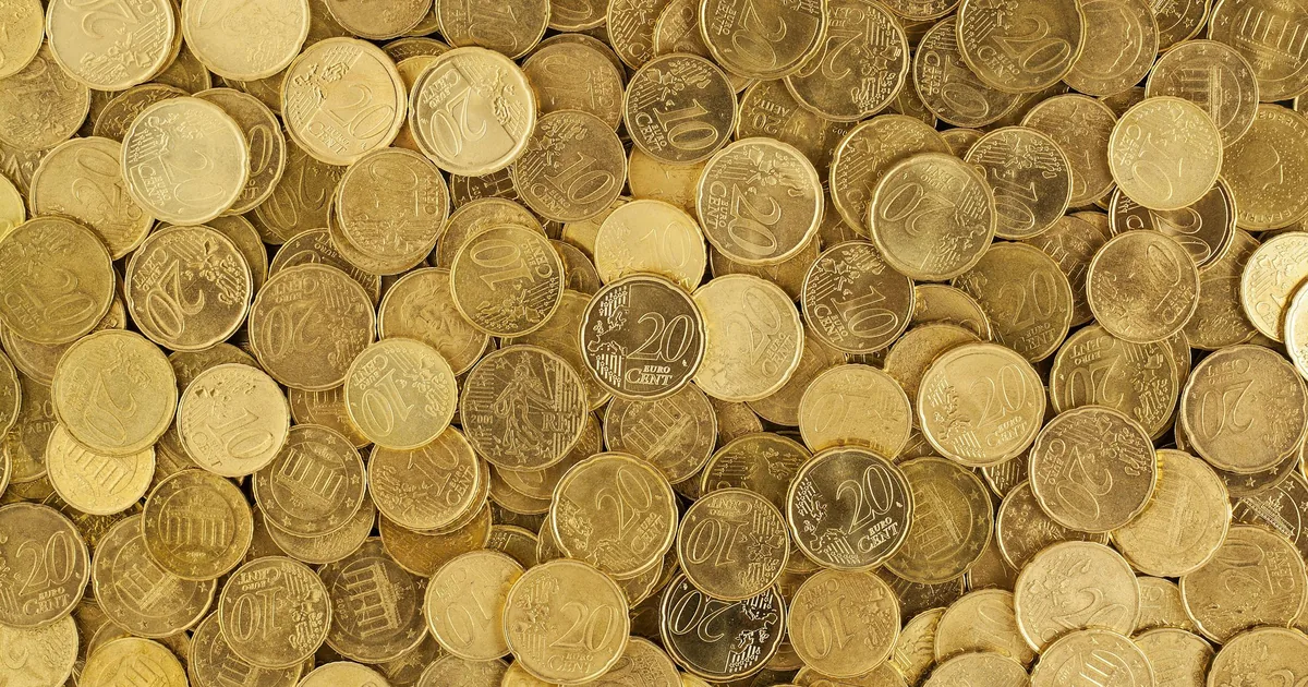 Pièces d'euros symbolisant la revalorisation du SMIC
